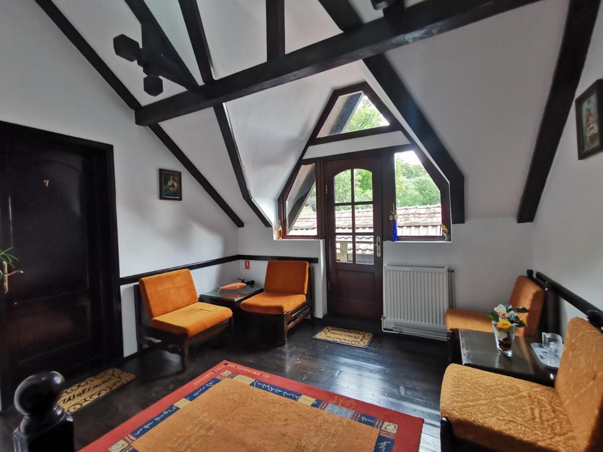 فندق Casa Cu Cerdac سيفِسوارا المظهر الخارجي الصورة