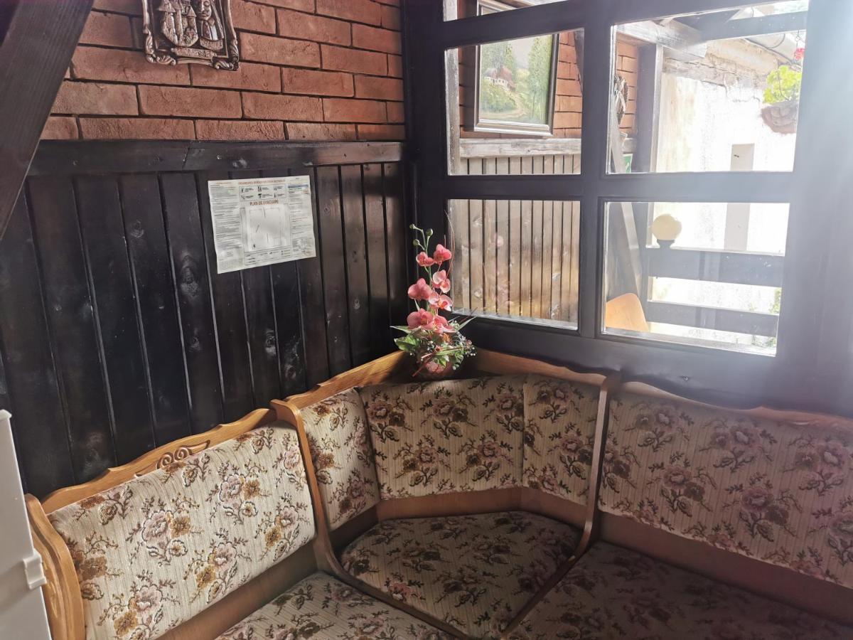 فندق Casa Cu Cerdac سيفِسوارا المظهر الخارجي الصورة