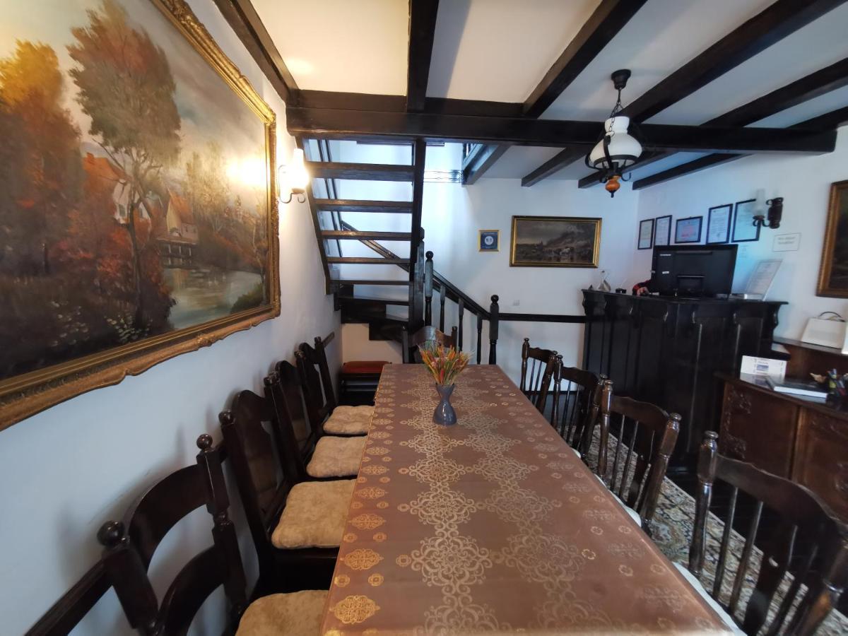 فندق Casa Cu Cerdac سيفِسوارا المظهر الخارجي الصورة